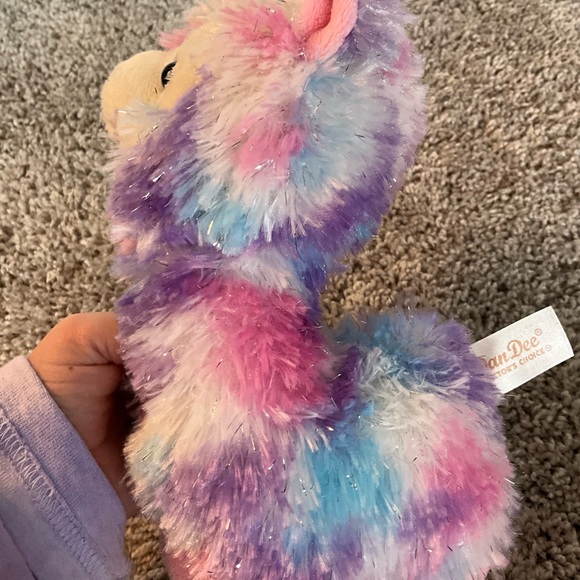 Tie-dye llama - Picture 6 of 10